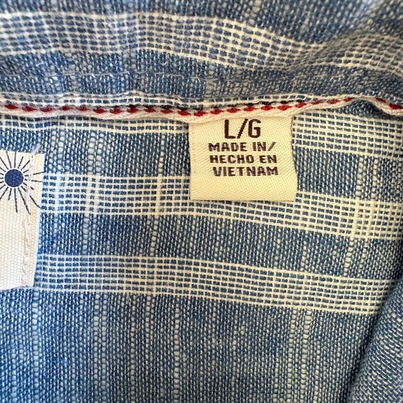 Weatherproof Blue Casual Button Down Shirt with Stripes - Picture 10 of 15